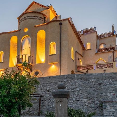 Villa Barluzzi ราเวลโล ภายนอก รูปภาพ