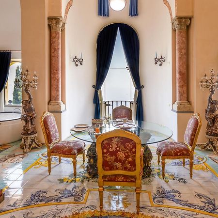 Villa Barluzzi ราเวลโล ภายนอก รูปภาพ