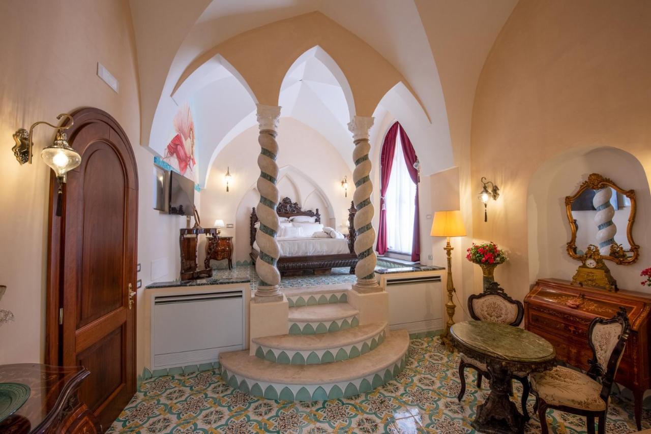 Villa Barluzzi ราเวลโล ภายนอก รูปภาพ