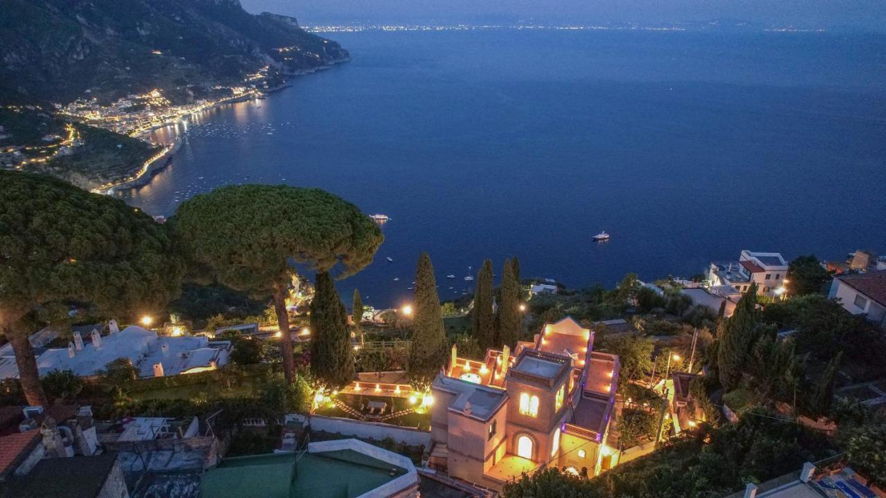 Villa Barluzzi ราเวลโล ภายนอก รูปภาพ