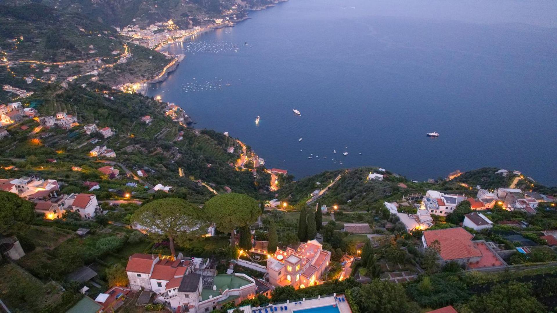 Villa Barluzzi ราเวลโล ภายนอก รูปภาพ