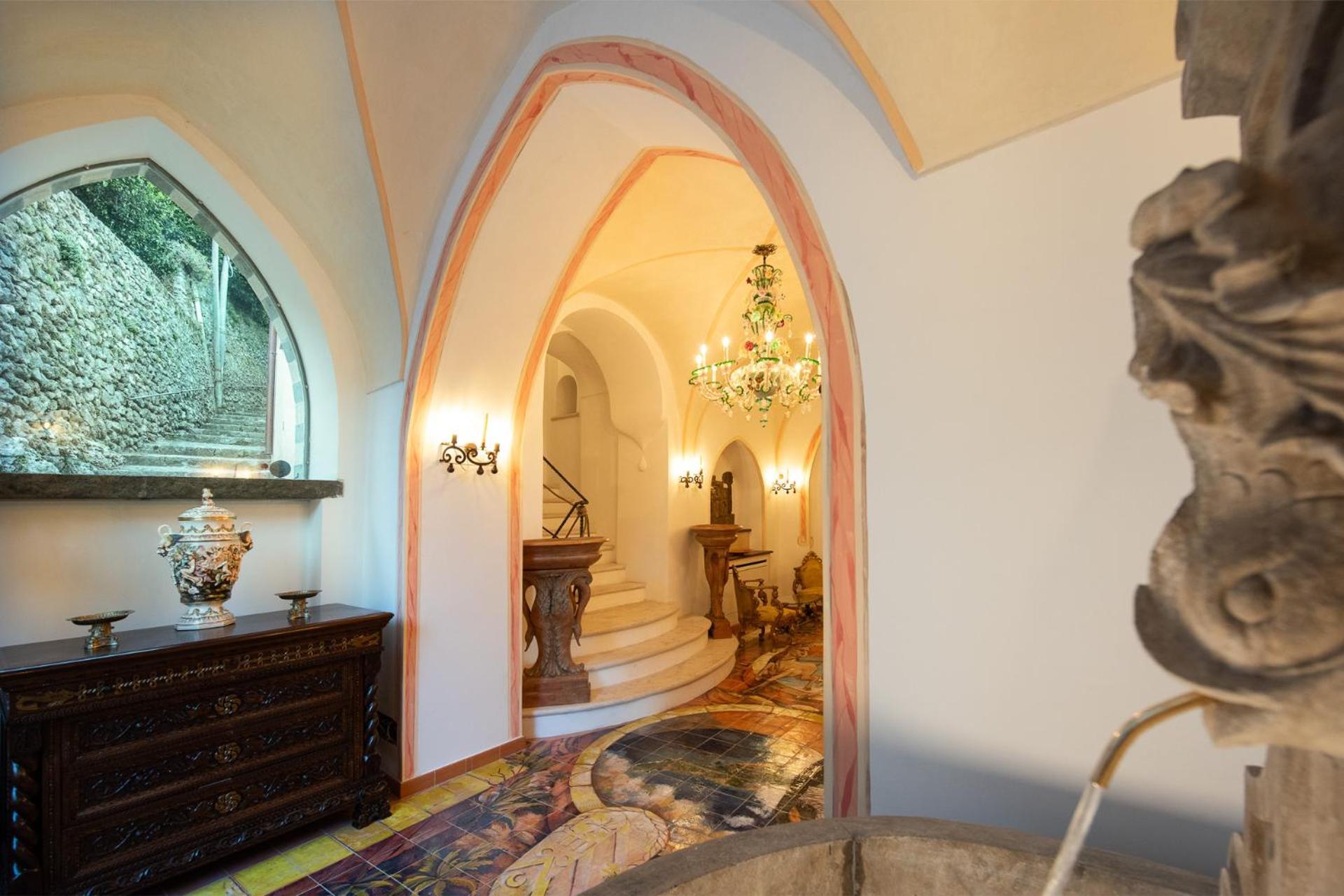Villa Barluzzi ราเวลโล ภายนอก รูปภาพ