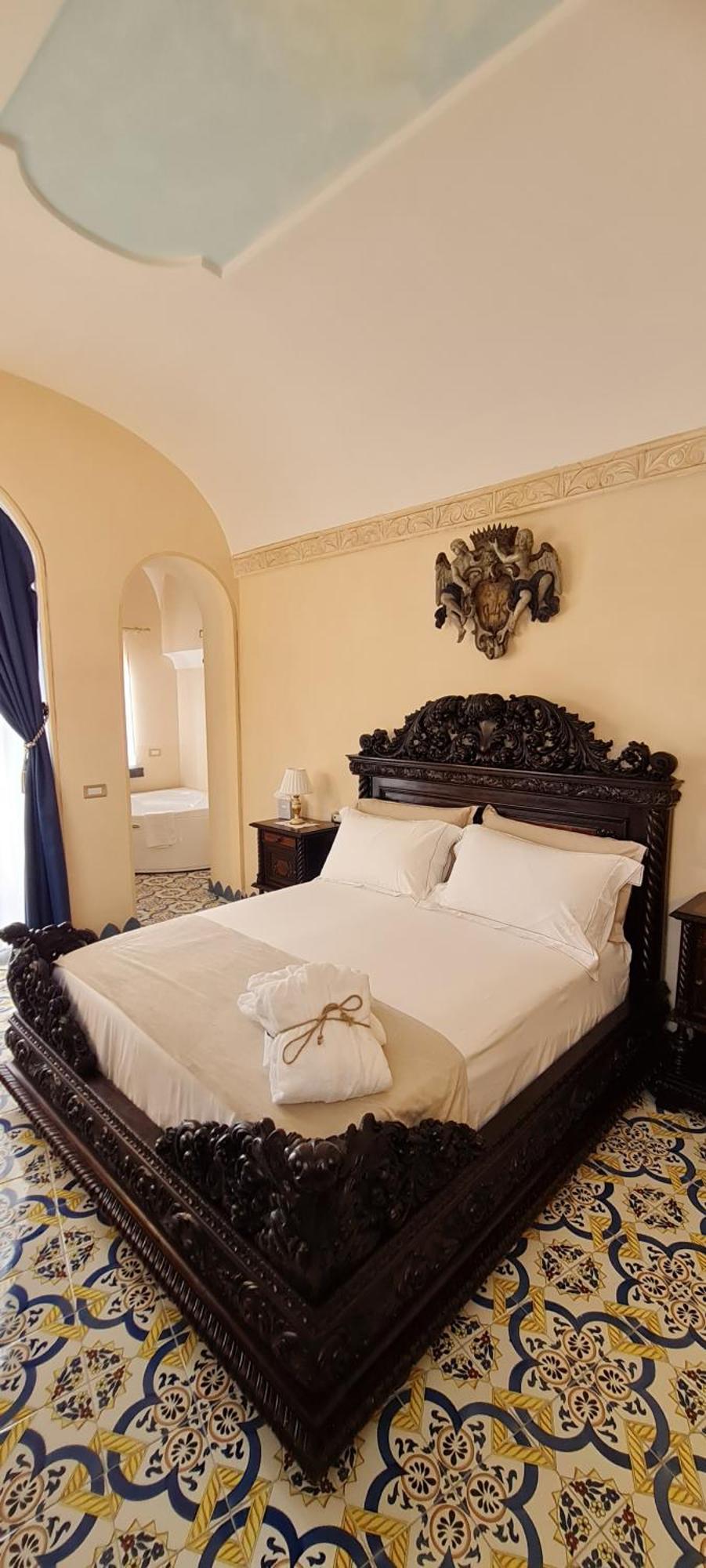 Villa Barluzzi ราเวลโล ภายนอก รูปภาพ